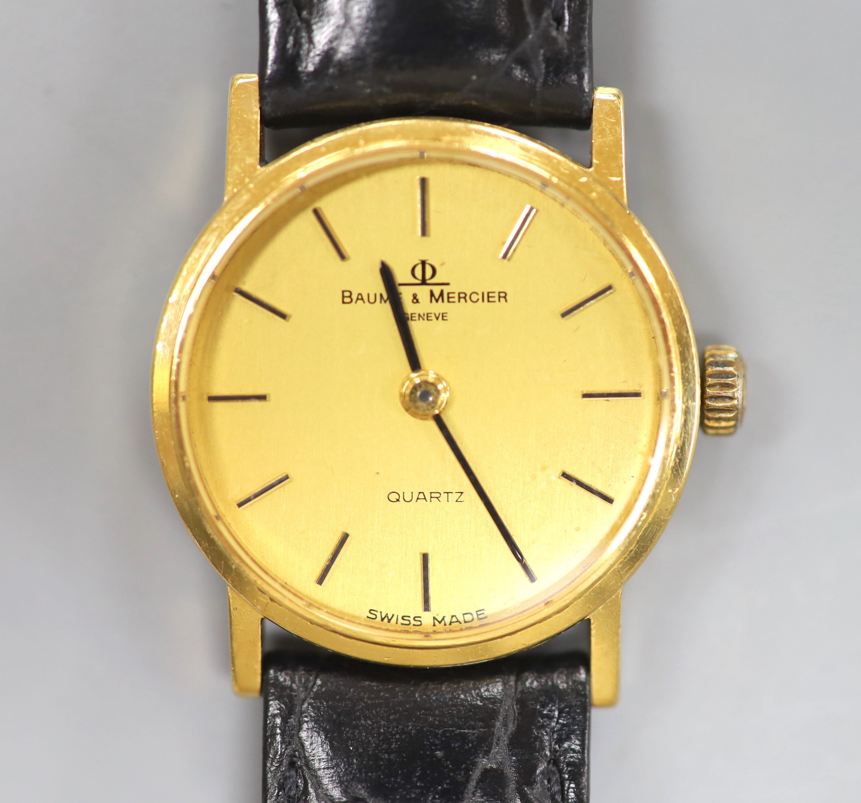 A lady's 18ct Baume & Mercier quartz wrist watch, on associated leather strap, in Baume & Mercier box